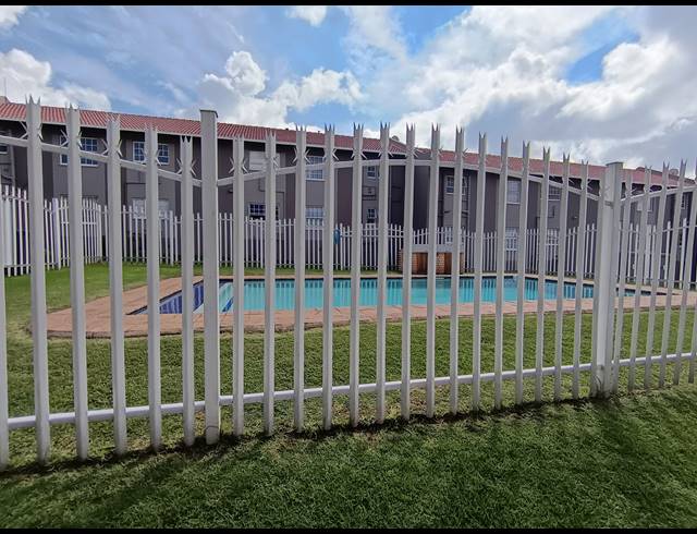 2 BEDROOM APARTMENT FOR SALE IN MEYERSDAL